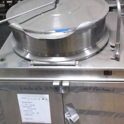 STAINLESS STEEL KETTLE COOKER POT.