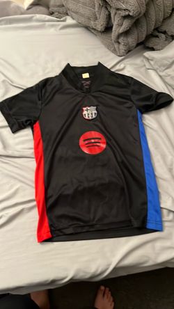 Lamine yamal Barcelona jersey size large youth