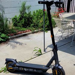 Scooter Semi Nuevo 