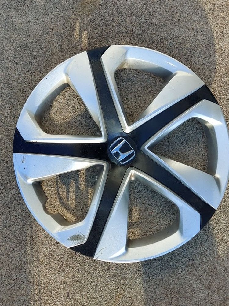 Honda Civic hubcap wheel cover