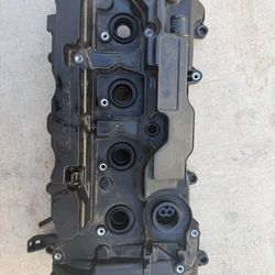 2016 Honda Civic LX OEM Engine Valve Cover