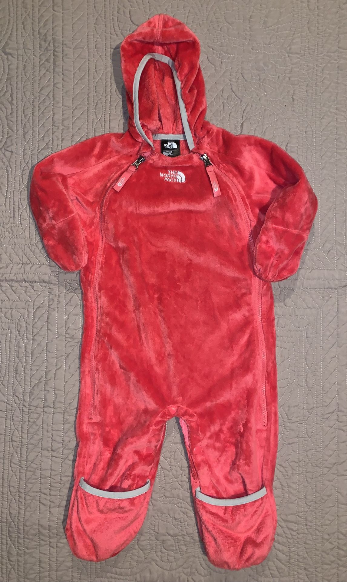 The North Face microfleece bunting / onesie - Like New
