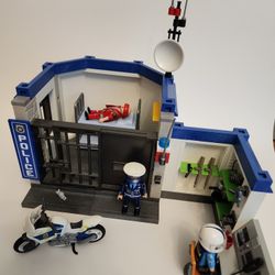 Playmobil Police Station