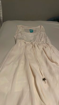 Long flowy cream dress large