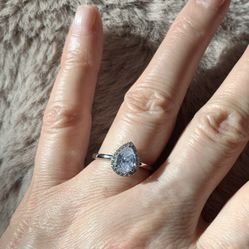 1.5 Ct Pear Shaped CZ Engagement Ring Size 8 Sterling Silver