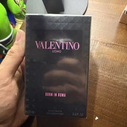 Valtino Born In Roma
