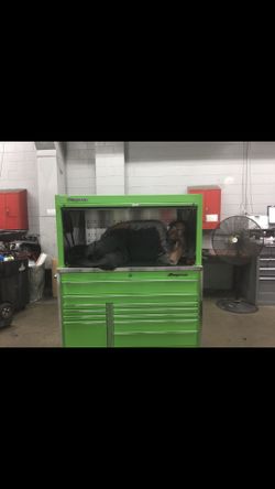 Snap-On 54’ Classic tool box with Hutch and stainless steel top