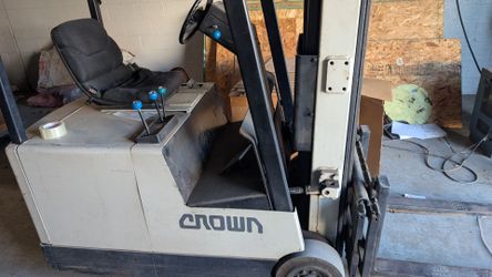 Crown 30SCTT Fork Lift