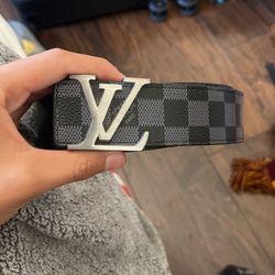 Louie vuitton belt