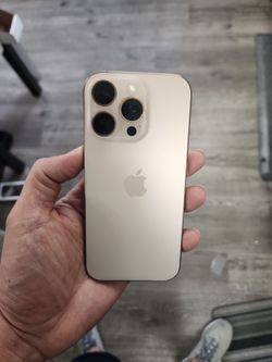 Iphone 16 pro 128gb     unlock any sim