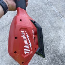 Milwaukee Motor Head For Attachment Weedeaters $50 Each Like New 
