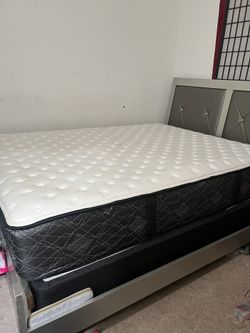 Queen Mattress 