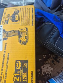 Desatornillador dewalt con bateria y cargador