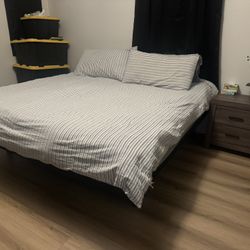King size Message Bed