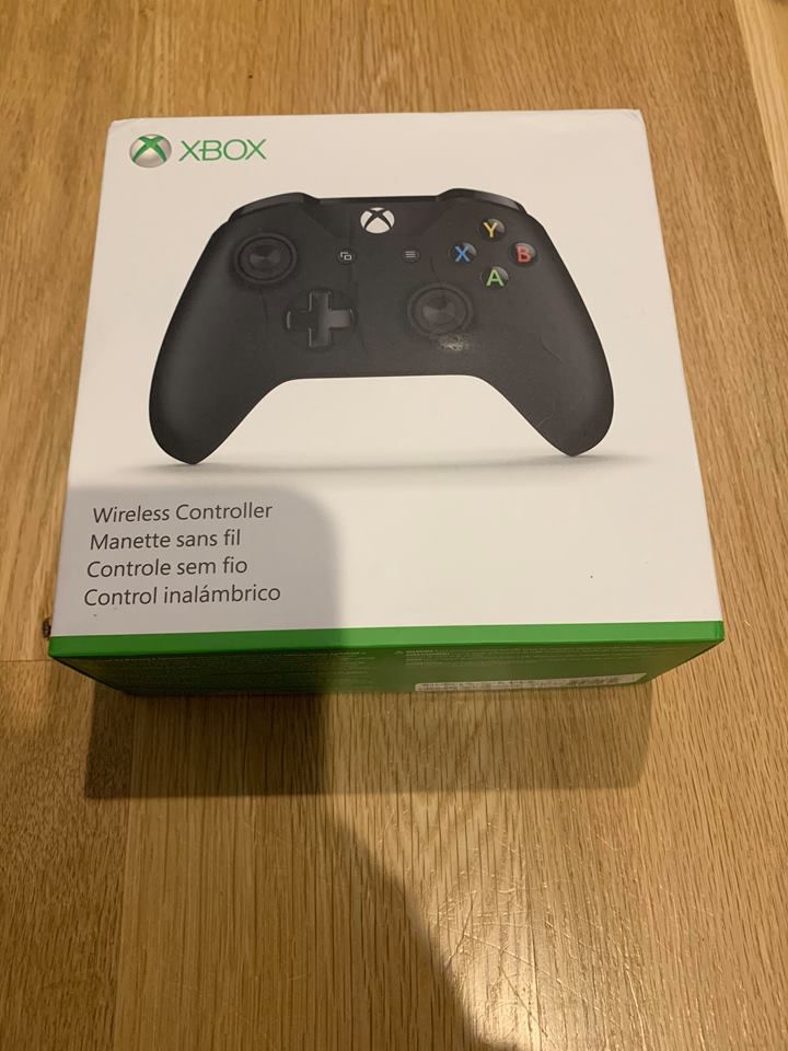 Official Xbox One Wireless Controller - Black Brand New