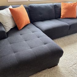 Sectional Couch 