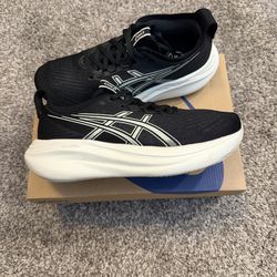 Asics Running Shoes - Men Size 8