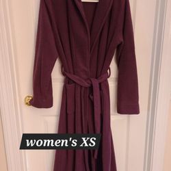 Women's Xs Fleece Robe