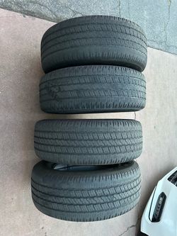 275 60 20 Set of 4 Goodyear wrangler