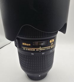 NIKON AF-S NIKKOR 24-70mm f2.8E ED VR Zoom Lens