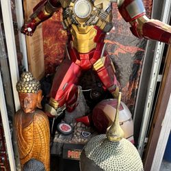 Iron Man Statue 