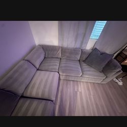 couch + ottoman that’s not in pictures 