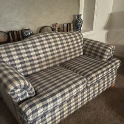 Love Seat - Like New