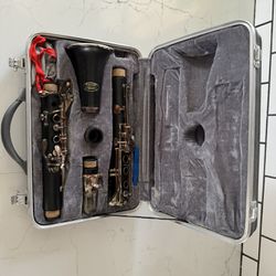 Used Simba clarinet With case 