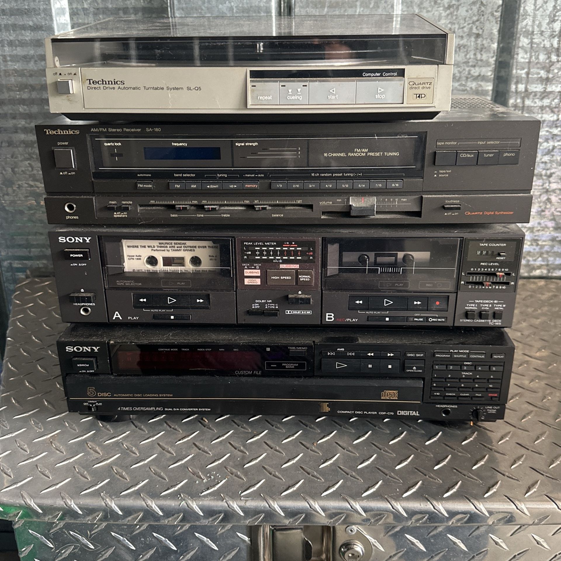 Vintage Electronic Stereo Equipment