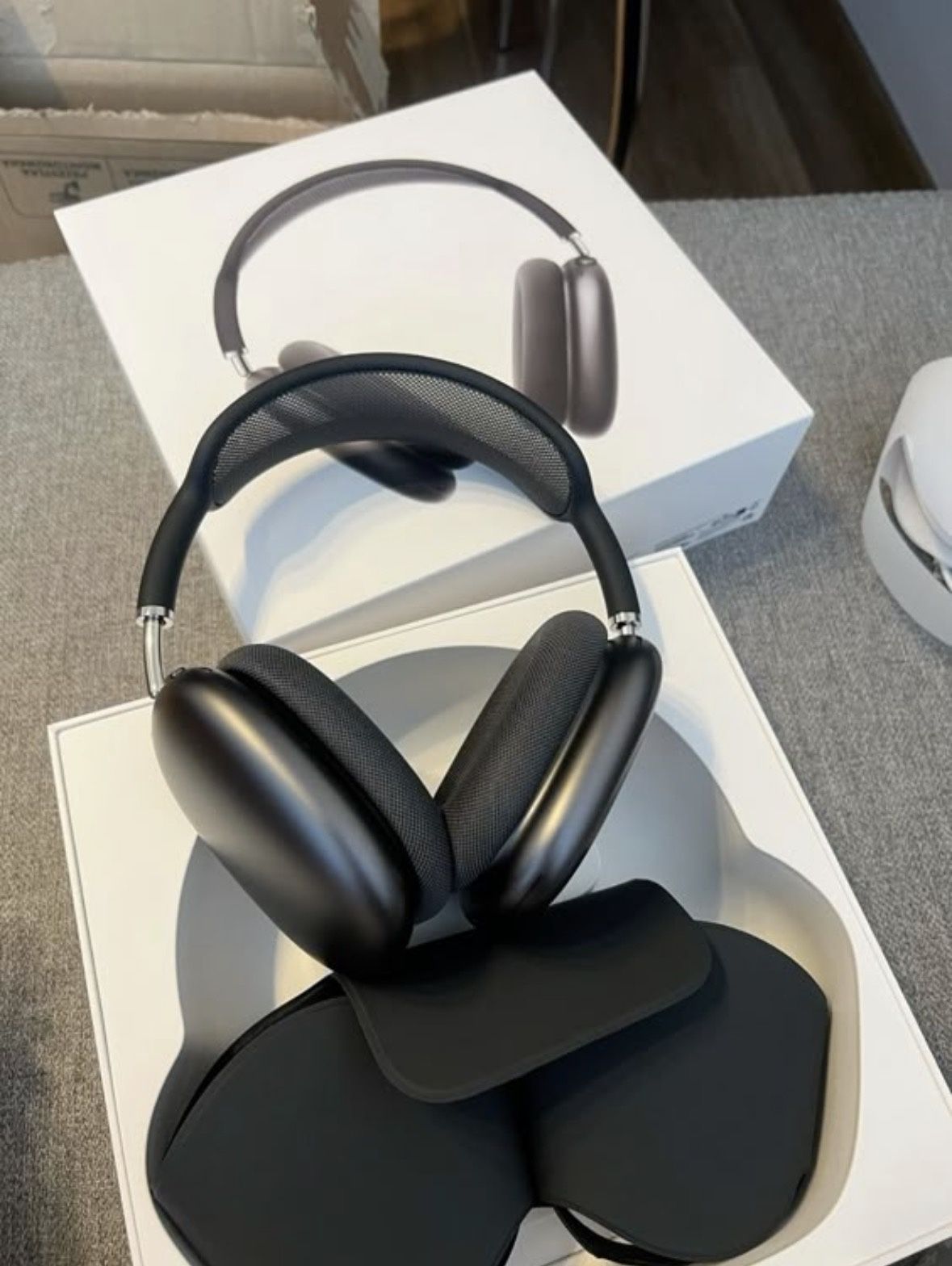 AirPod Pro Max