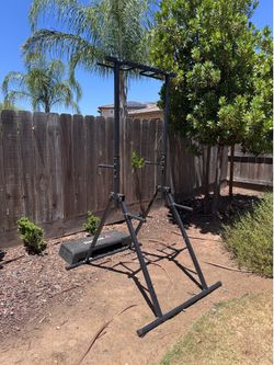 Bar and reebook stand