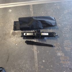 2008 - 2018 Dodge/Jeep Spare  Tire Jack