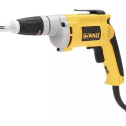 DEWALT 6.3 Amp Corded Variable Speed Reversible Drywall Screw Gun