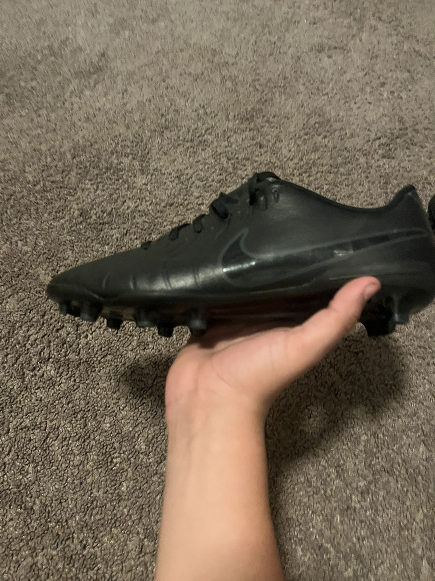 Soccer Cleats (READ DESCRIPTION)