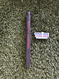 Scotty Cameron Phantom Oversize Red & Black Putter Grip Pulled