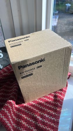 Panasonic cordless phone with 3 handsets/never opened