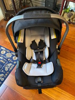 Nuna car seat
