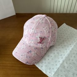 A women's baseball cap from Louis vuitton