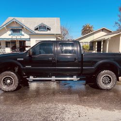 2006 Ford F-250 4x4 CCSB 6.0 Headstudded