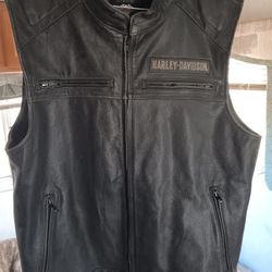 Harley Davidson Embroidered Passing Link Leather Vest 