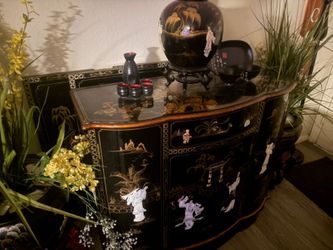 Storage cabinet