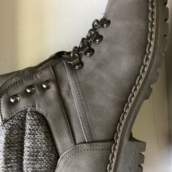 Women’s Boots
