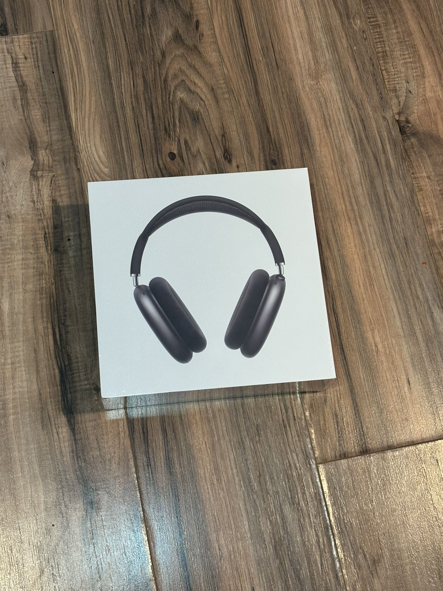 Space gray AirPod maxes