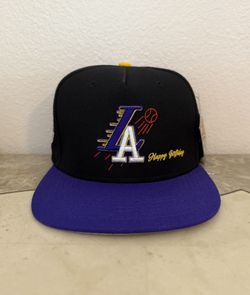 Twnty Two MAM8A Day! 2021 Crown Snapback Happy Birthday Kobe Bryant Lakers Black