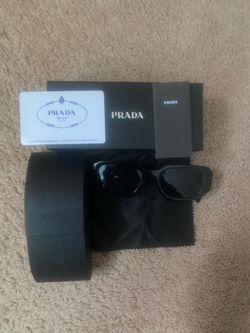 Woman sunglasses