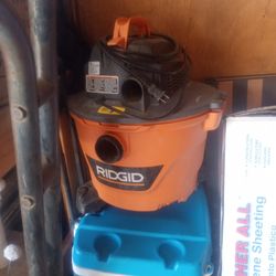 Rigid Shop Vacuum 