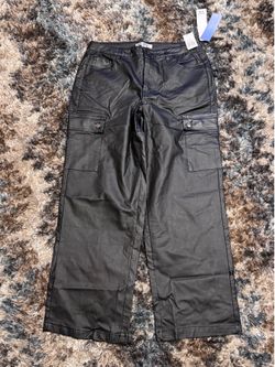 Brand New madden girl pants -size 13  $20 cash . Pickup at Ellsworth and Guadalupe in East Mesa.