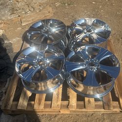 Set Of 4 Wheels Chrome Hyundai Elantra 17”