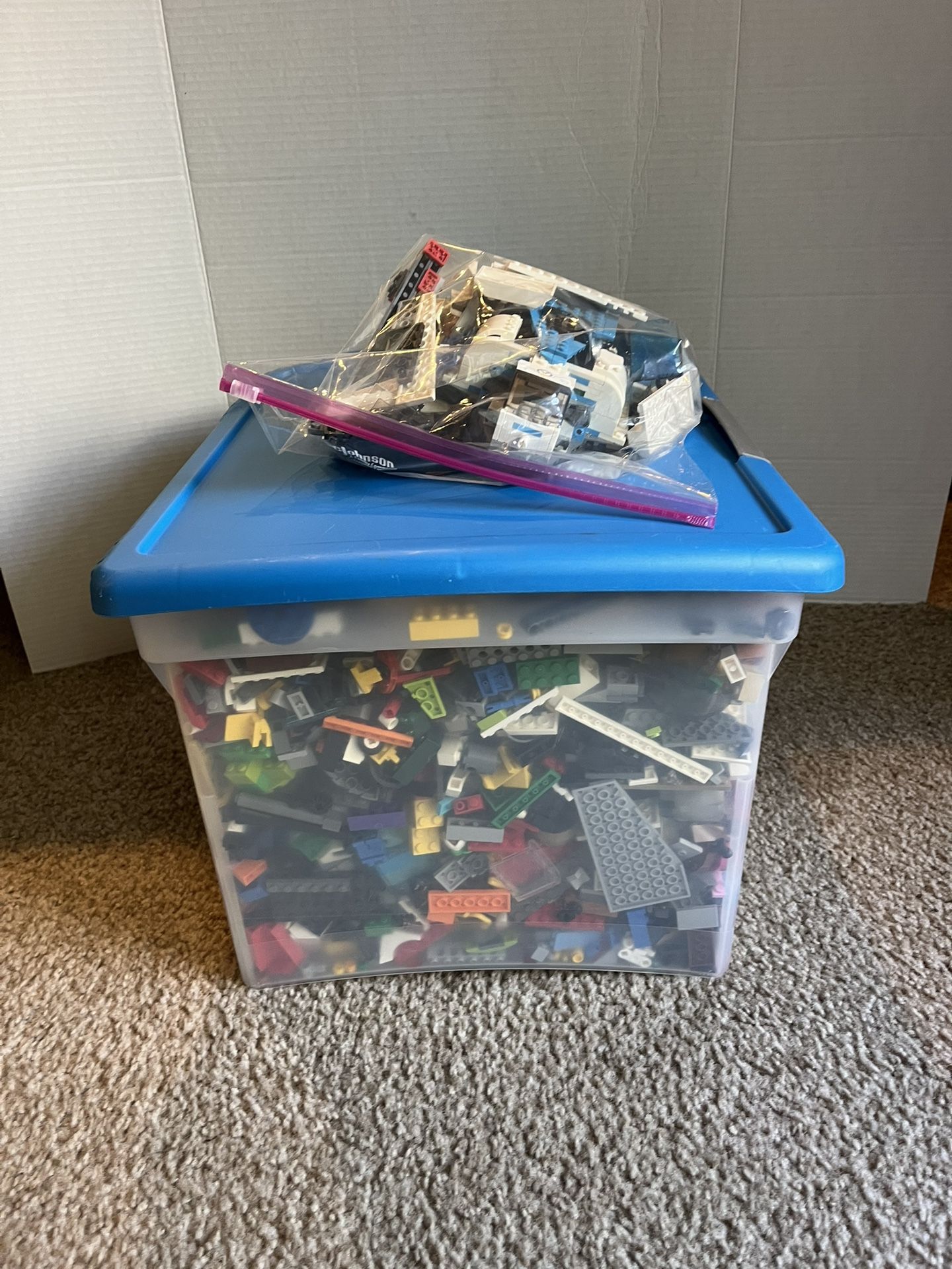 Lego: 22 pounds