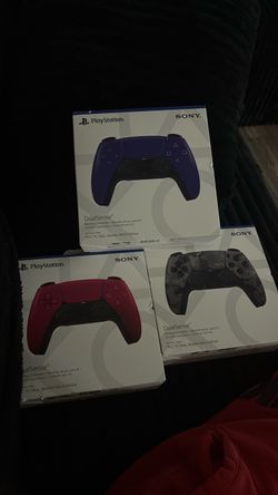 PS5 controllers brand new In box